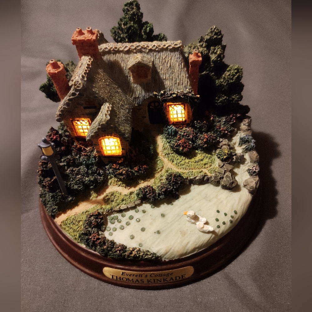 Vintage Thomas Kinkade Memories of Home Collection EVERETT'S COTTAGE lights up - Picture 3 of 8